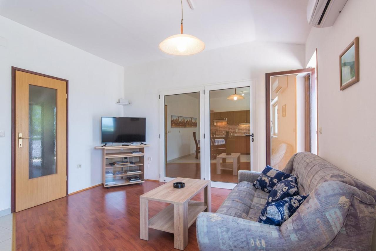 Apartments Kadum 25 Kadumi Eksteriør bilde