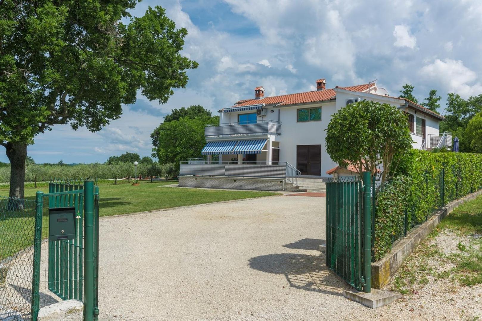 Apartments Kadum 25 Kadumi Rom bilde